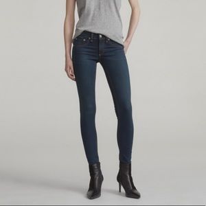 Rag & Bone Skinny Denim in Bedford Wash size 28